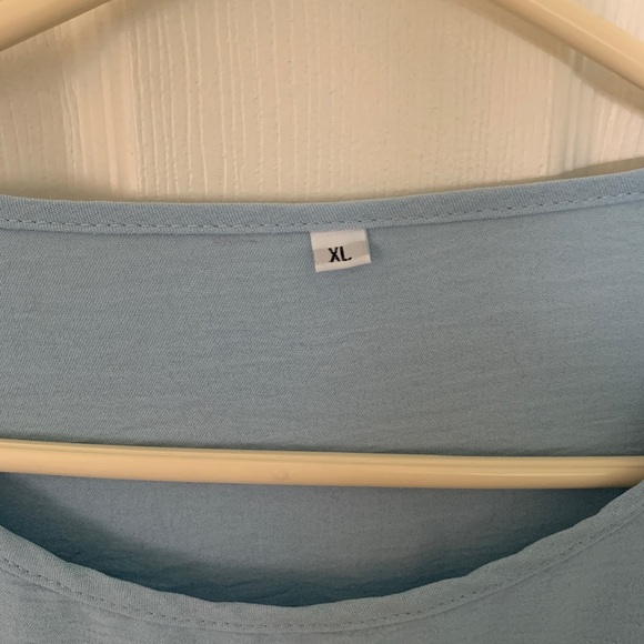 BNWOT womens size XL light blue short sleeve top. - Picture 2 of 4